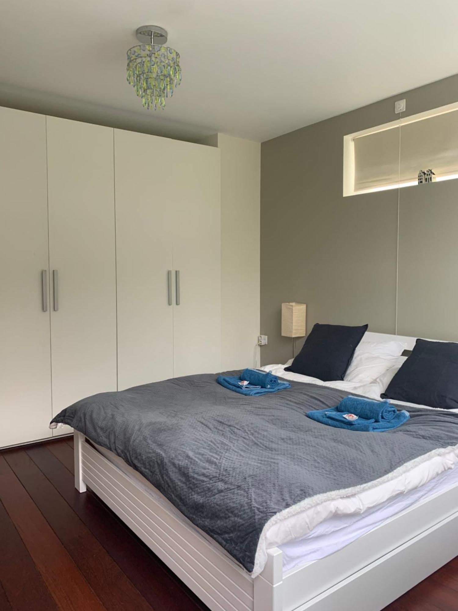 Villa Cosy Central Incl Jacuzzi Near Trainstation, Beach And City Heemstede Exterior foto