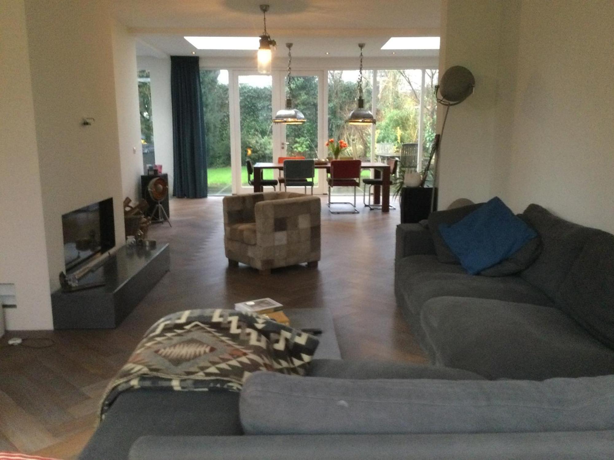 Villa Cosy Central Incl Jacuzzi Near Trainstation, Beach And City Heemstede Exterior foto